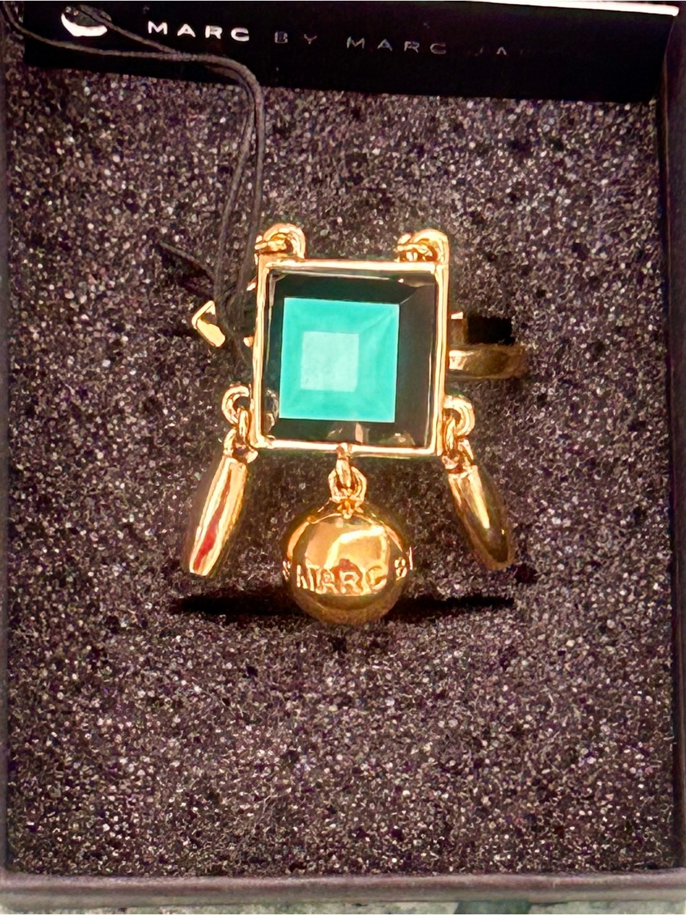 Marc by Marc Jacobs Stacked Figure Block
Ring - Dusty Jade Green - NWT Size 7 - Picture 5 of 13